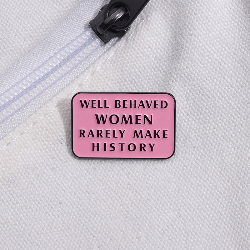 Broches de esmalte de buen com - Jewelry Making History reseña y precio